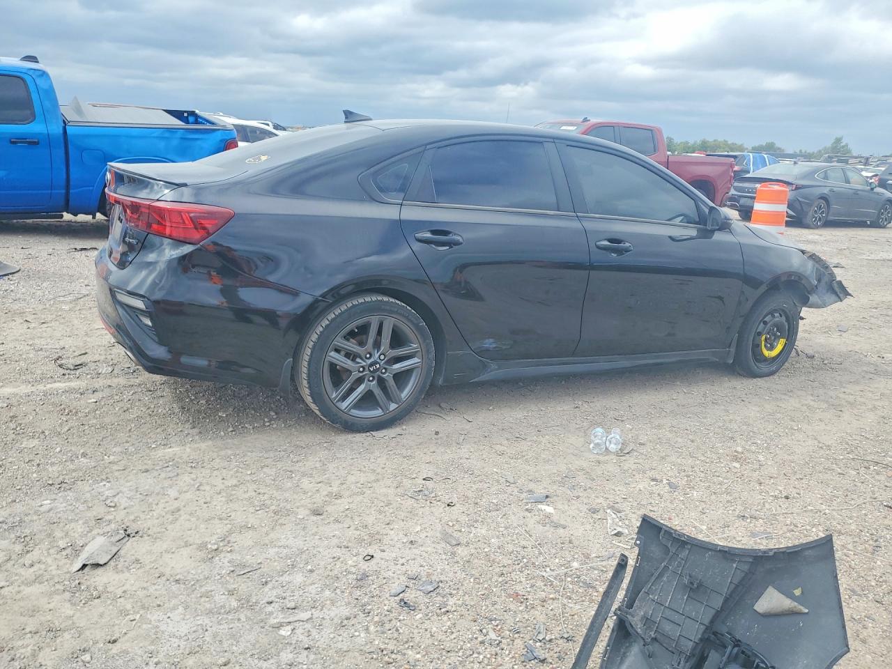 2021 KIA FORTE GT LINE — снимка 3