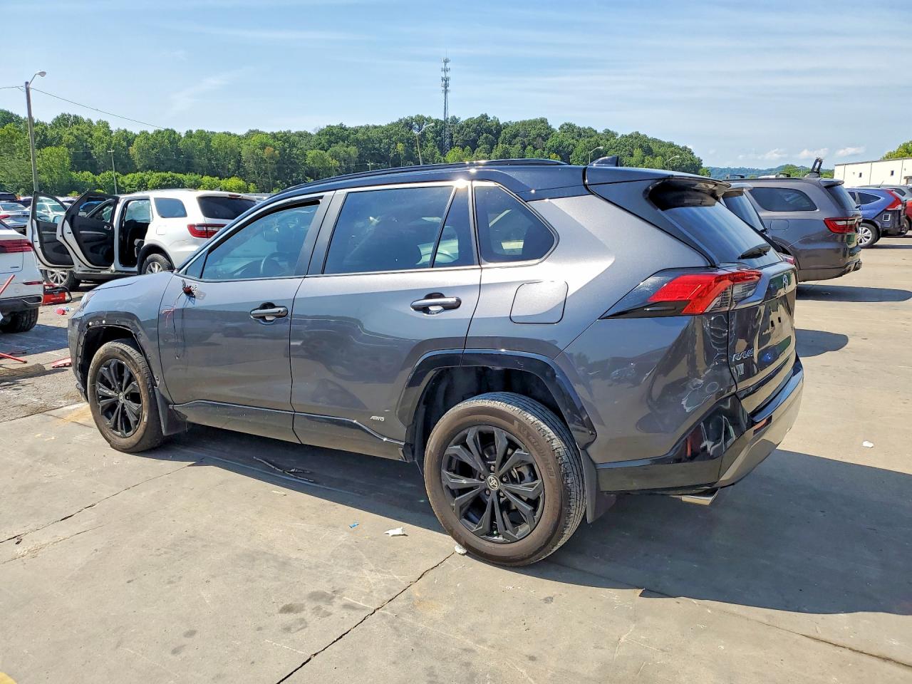 2024 TOYOTA RAV4 XSE — снимка 2
