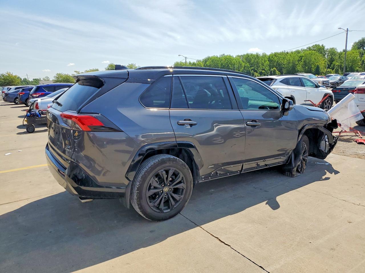 2024 TOYOTA RAV4 XSE — снимка 3