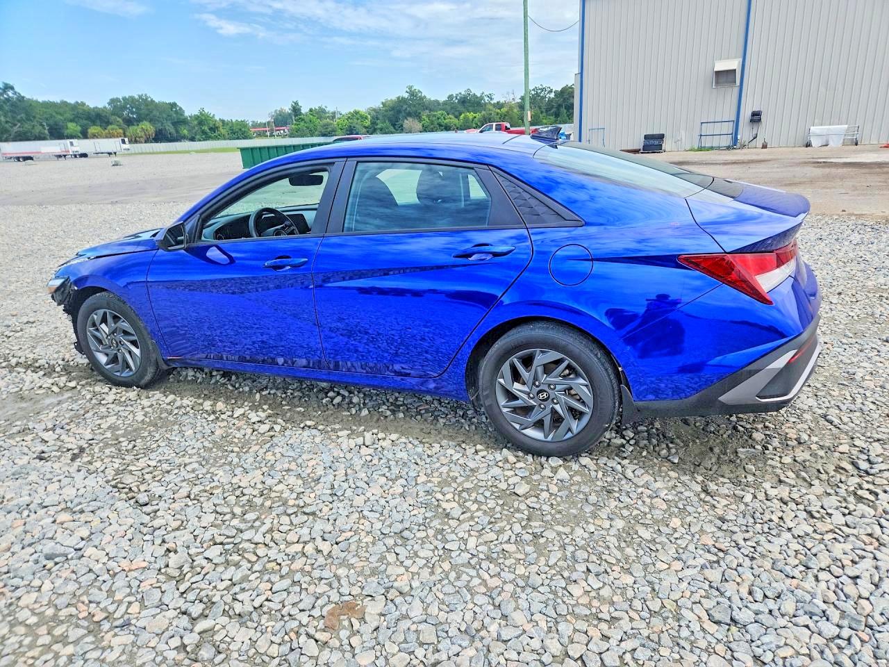 2024 HYUNDAI ELANTRA SEL — снимка 2