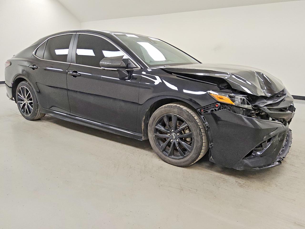 2023 TOYOTA CAMRY SE — снимка 4