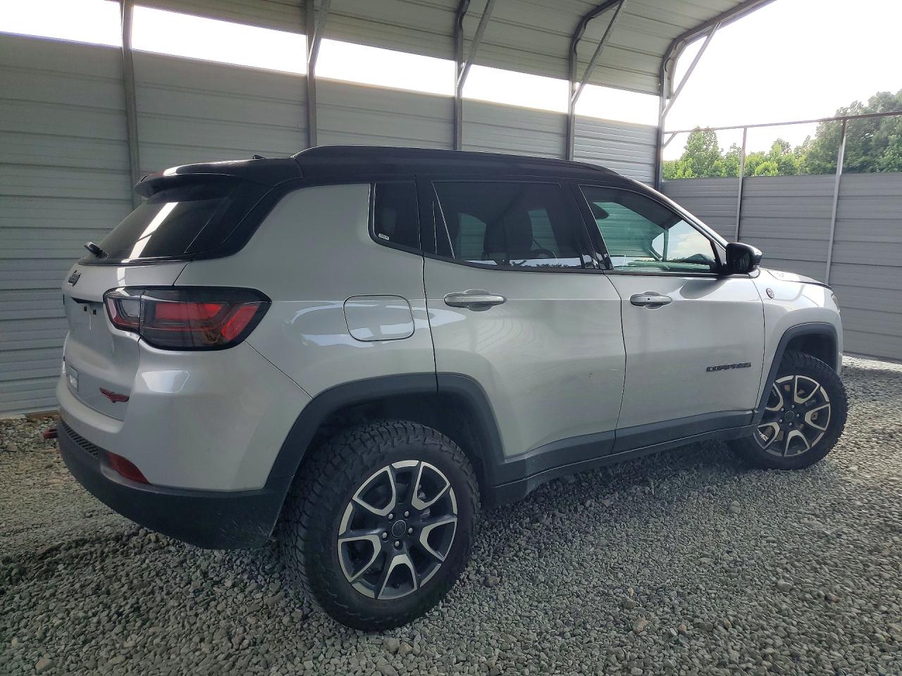 2025 JEEP COMPASS TRAILHAWK — снимка 3