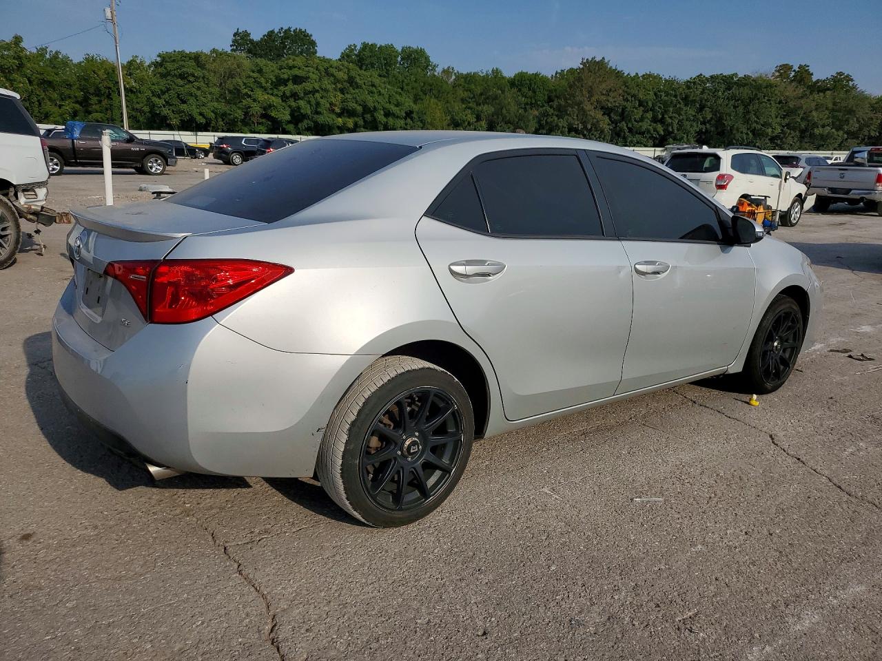 2019 TOYOTA COROLLA SE — снимка 3