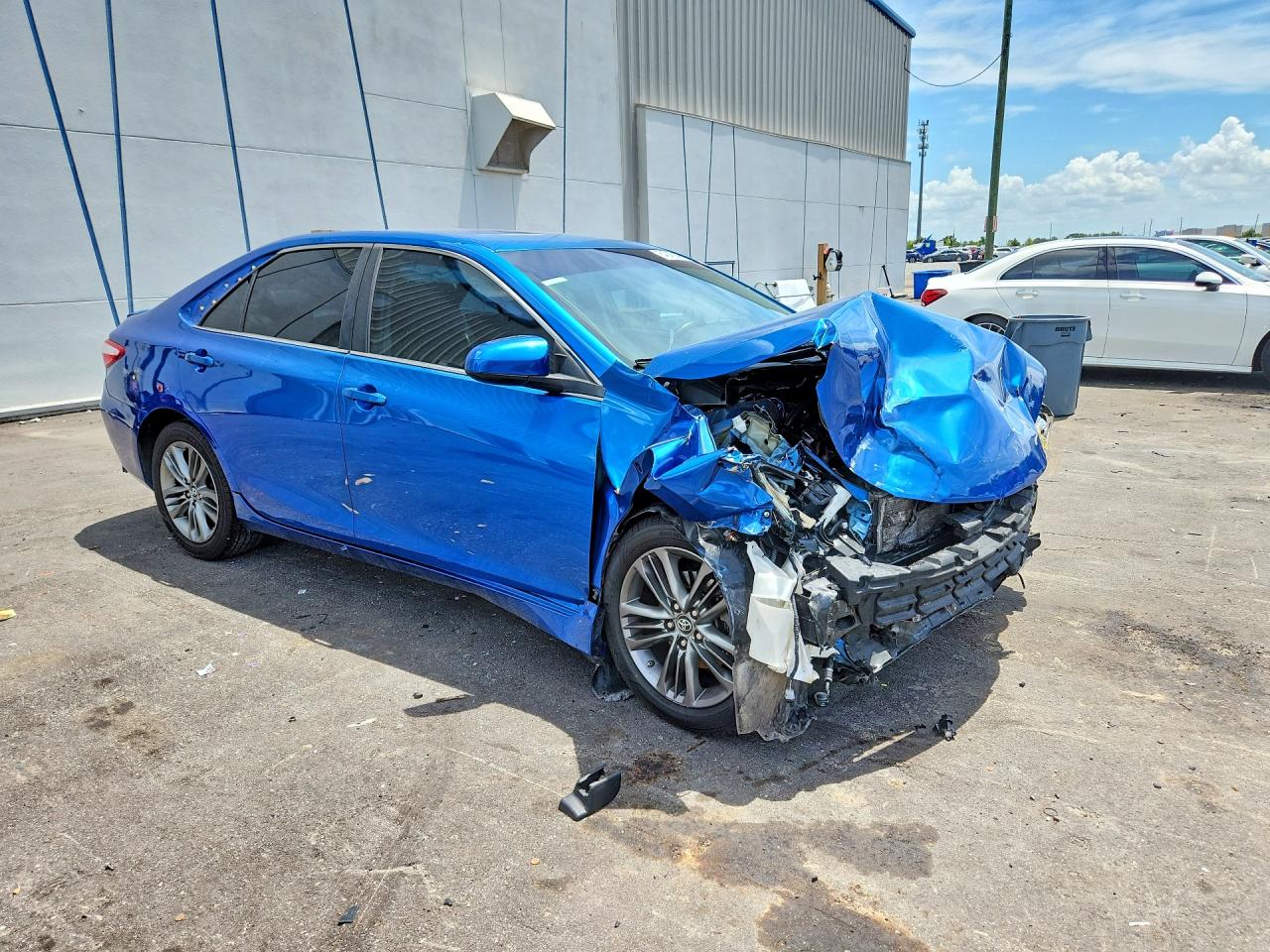2017 TOYOTA CAMRY SE — снимка 4