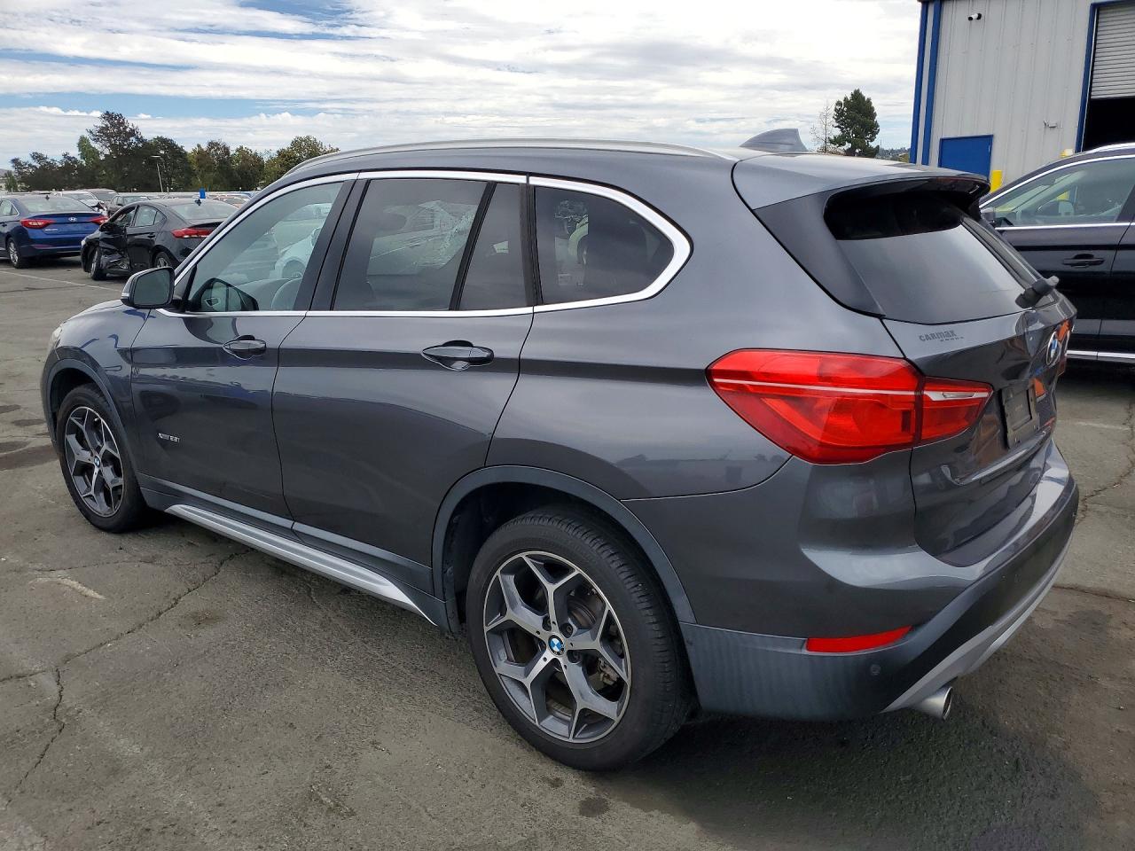 2018 BMW X1 XDRIVE28I — снимка 2