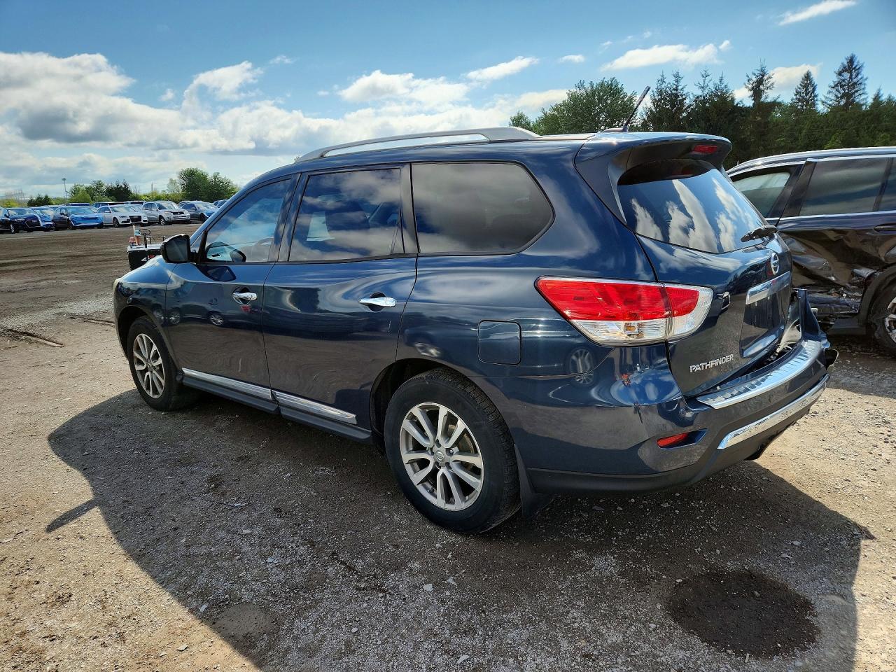2015 NISSAN PATHFINDER S — снимка 2
