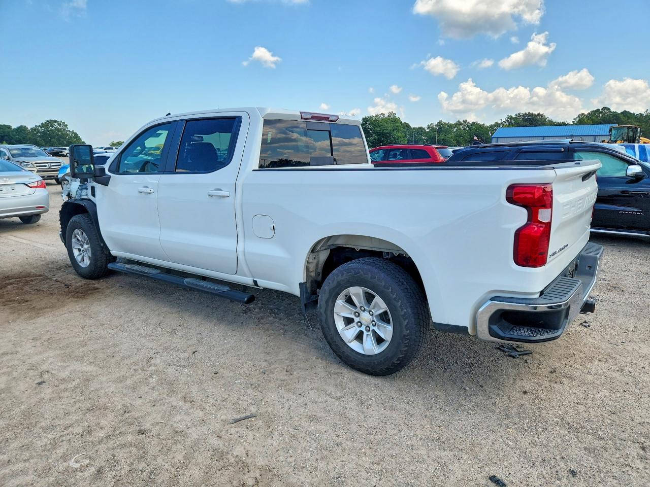 2021 CHEVROLET SILVERADO C1500 LT — снимка 2
