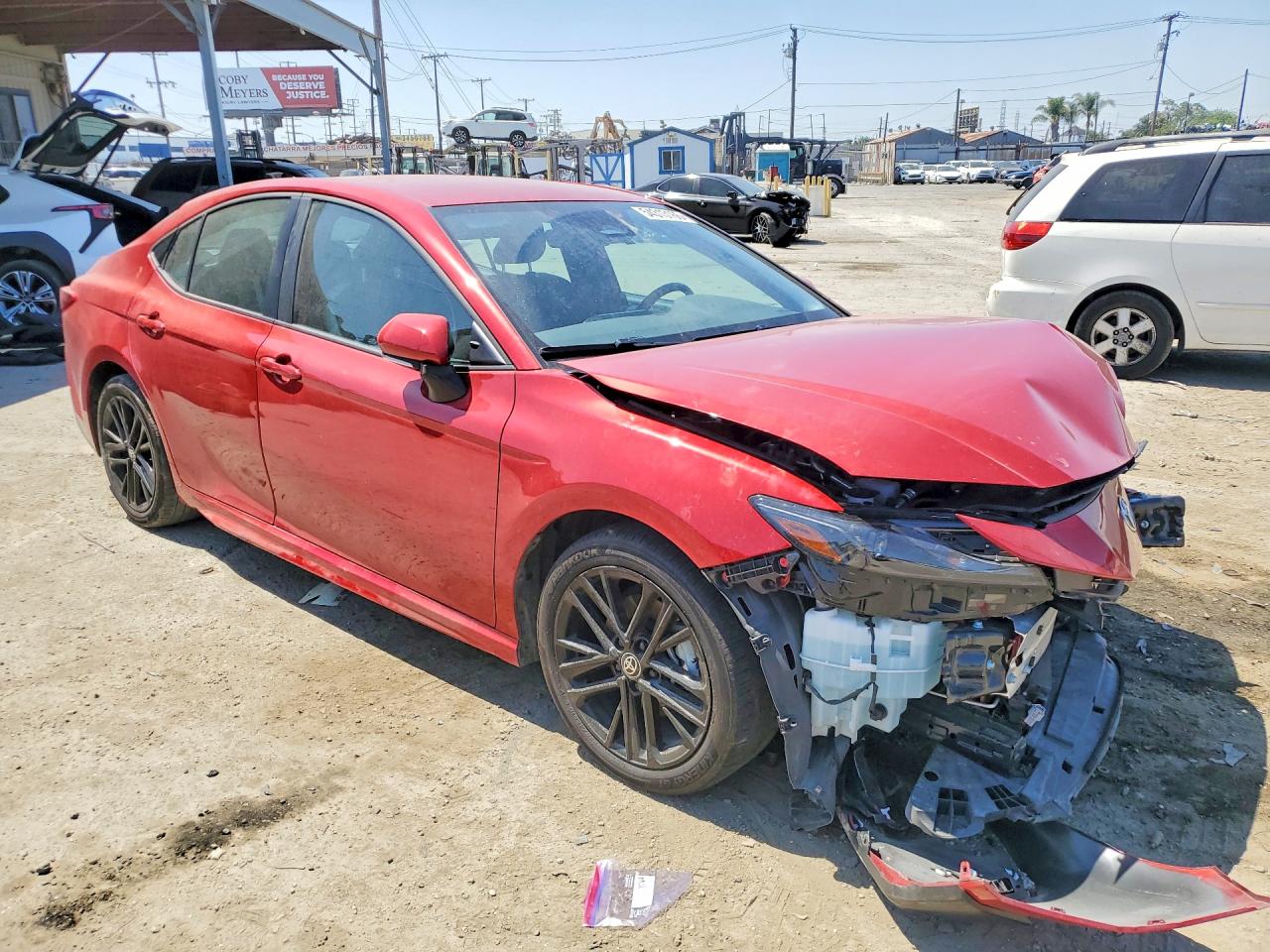 2025 TOYOTA CAMRY SE — снимка 4