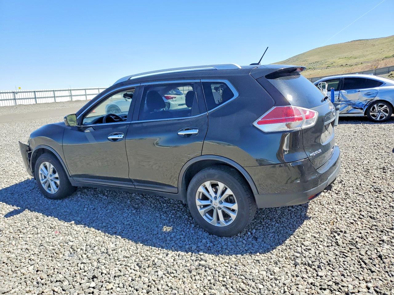 2016 NISSAN ROGUE SV — снимка 2