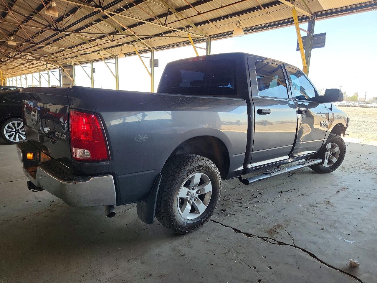2019 RAM 1500 CLASSIC TRADESMAN — снимка 3