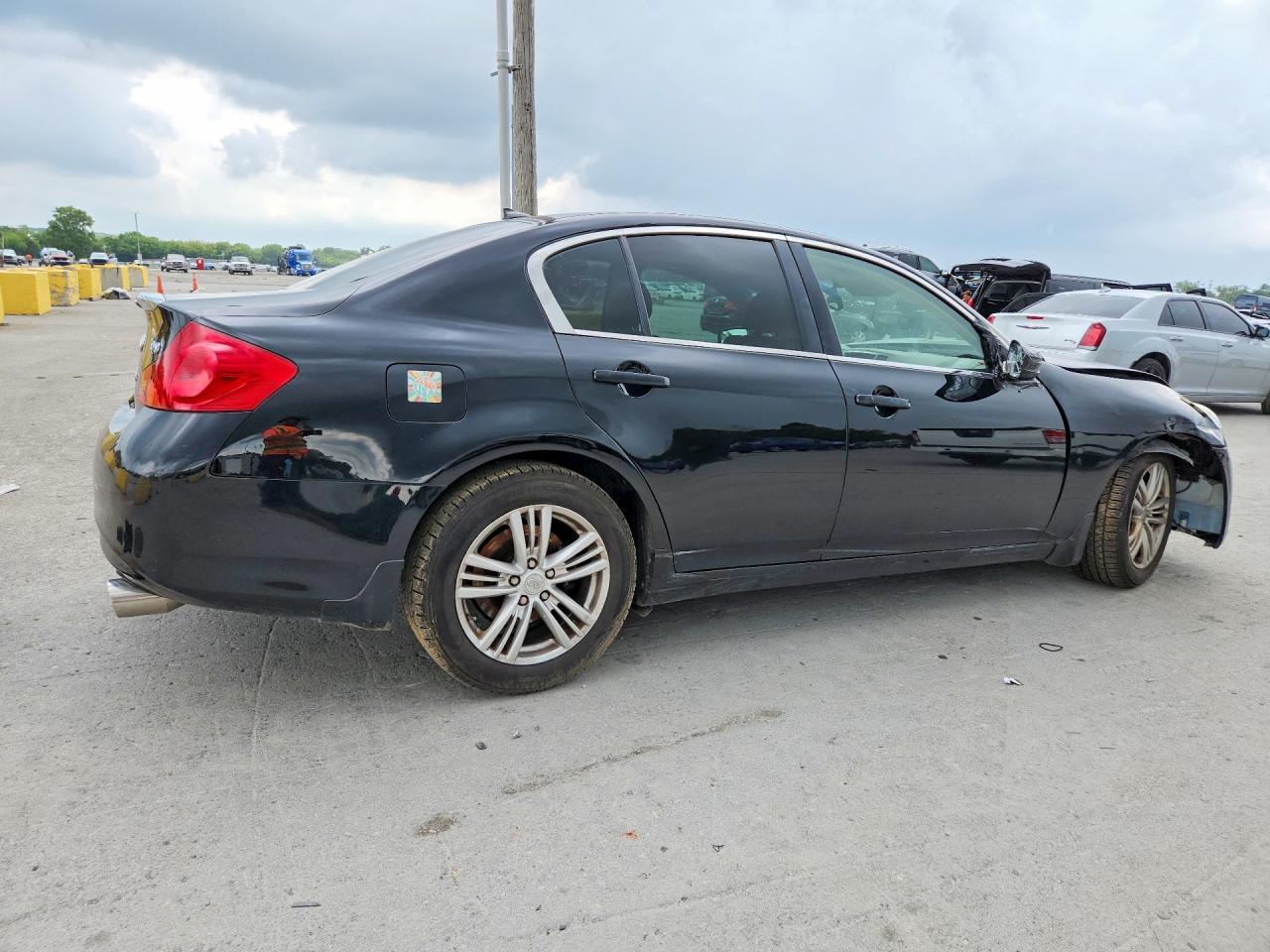 2015 INFINITI Q40 BASE — снимка 3