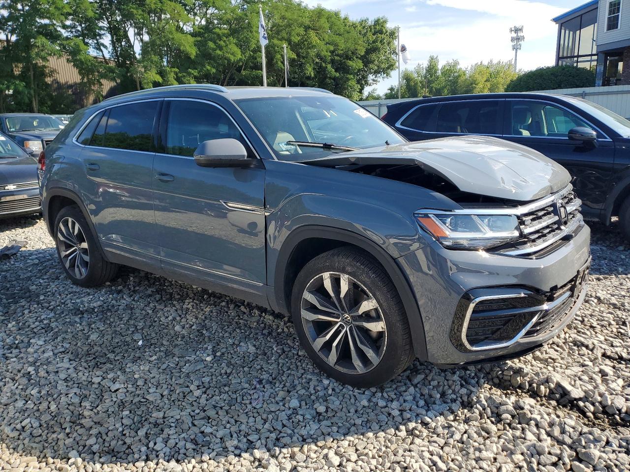 2023 VOLKSWAGEN ATLAS CROSS SPORT SEL PREMIUM R-LINE — снимка 4