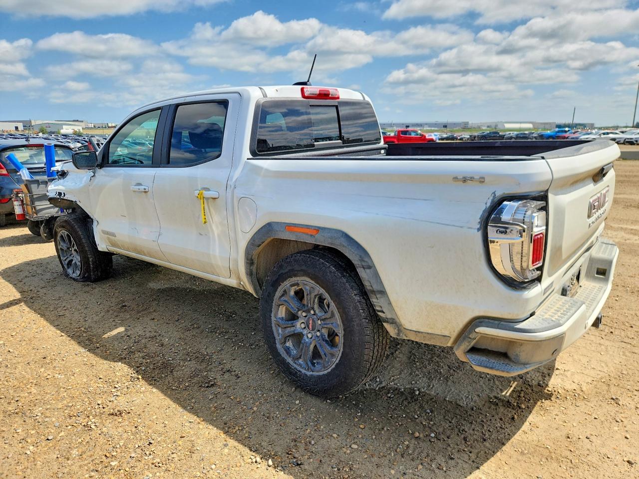 2025 GMC CANYON ELEVATION — снимка 2