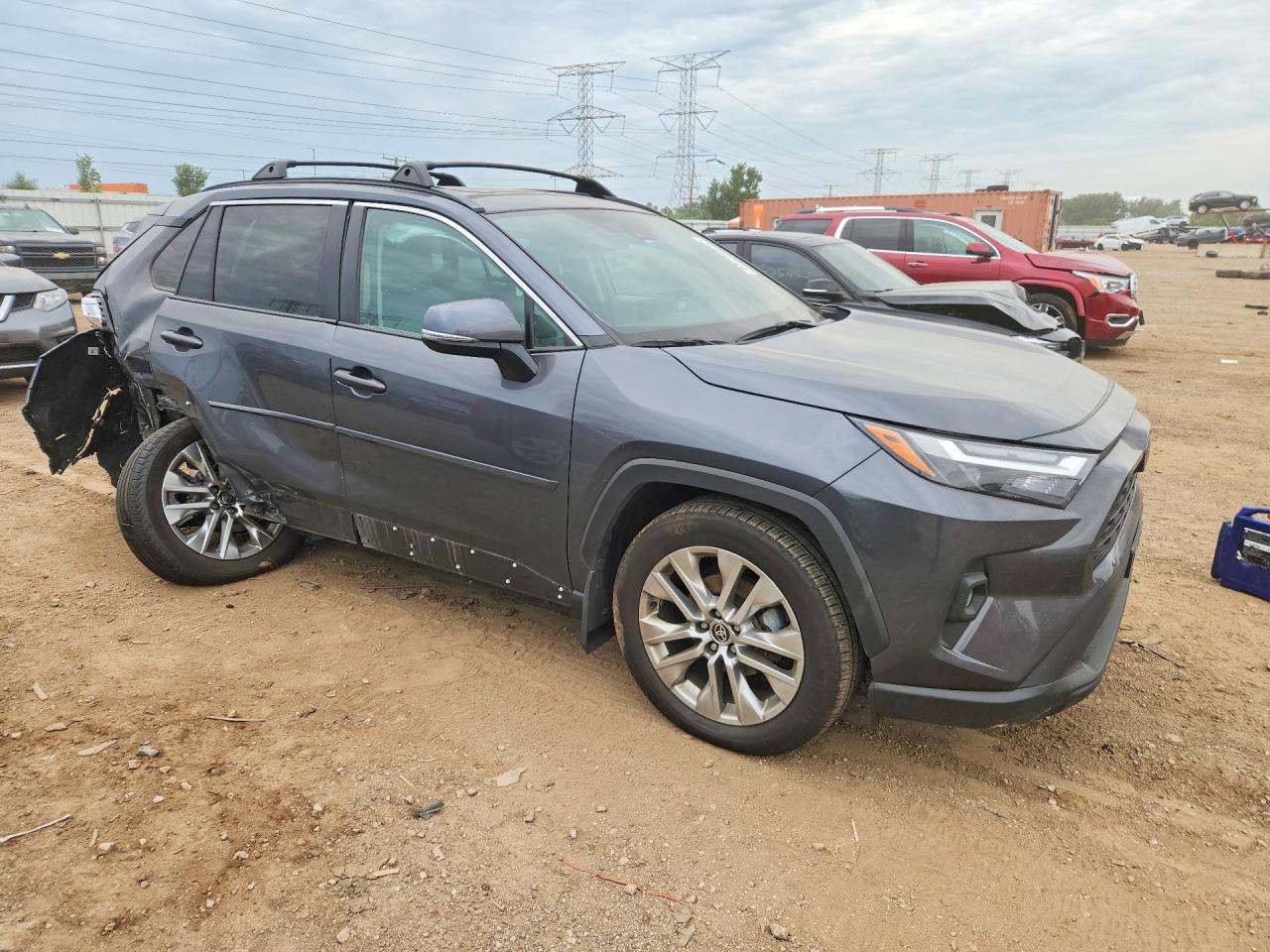 2024 TOYOTA RAV4 XLE PREMIUM — снимка 4