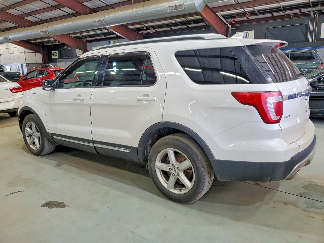 2016 FORD EXPLORER XLT — снимка 2