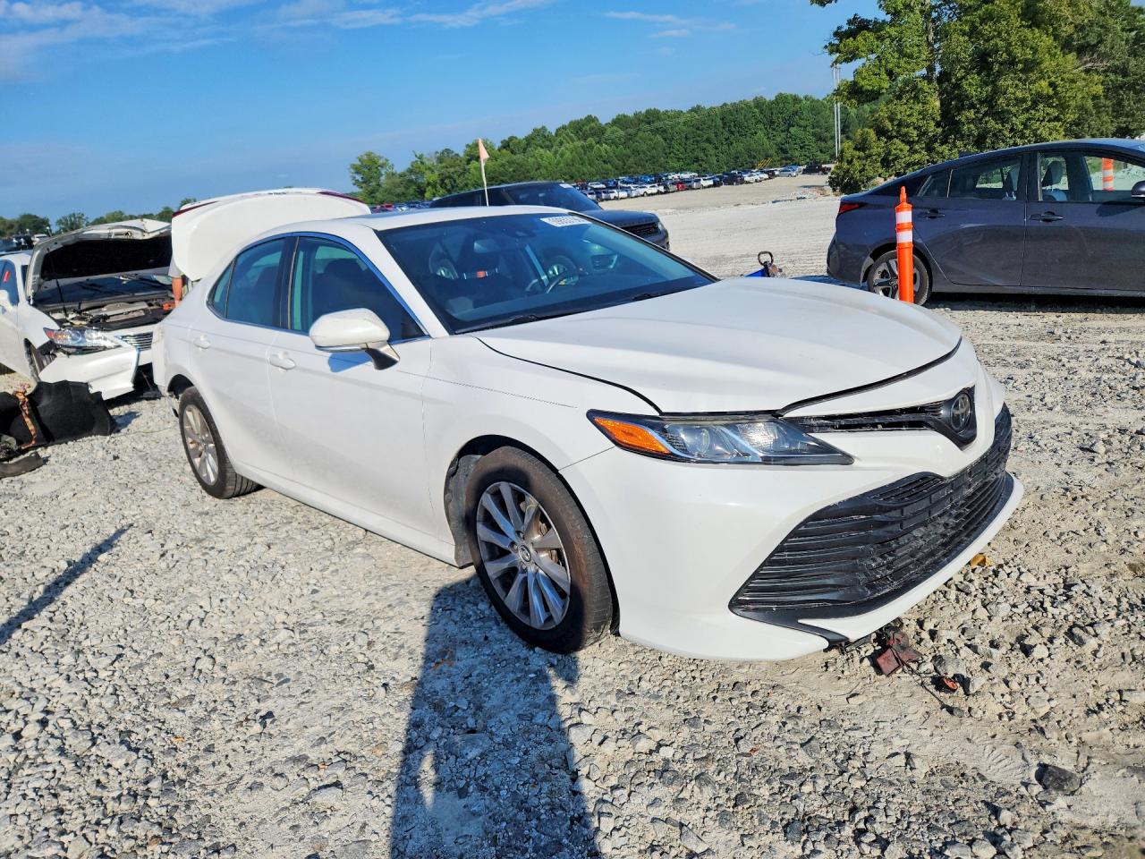 2019 TOYOTA CAMRY LE — снимка 4
