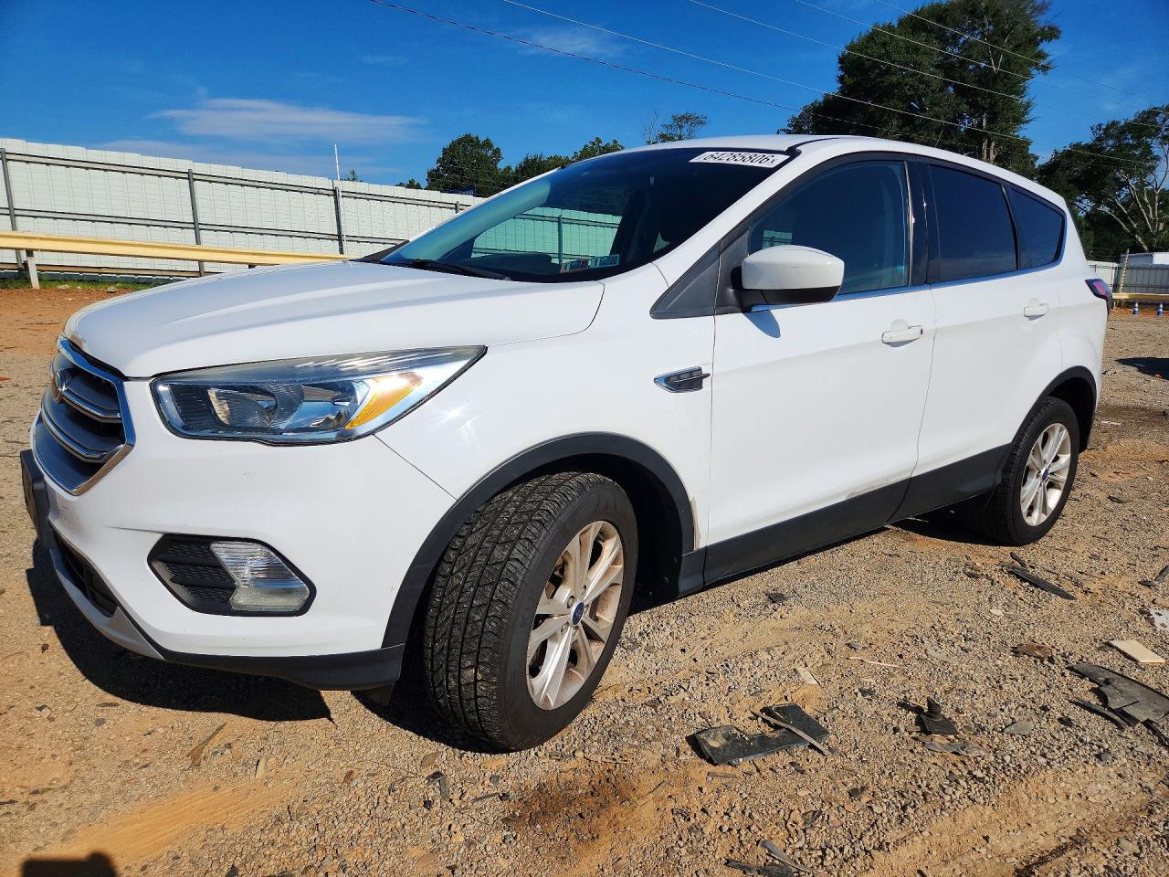 2017 FORD ESCAPE SE