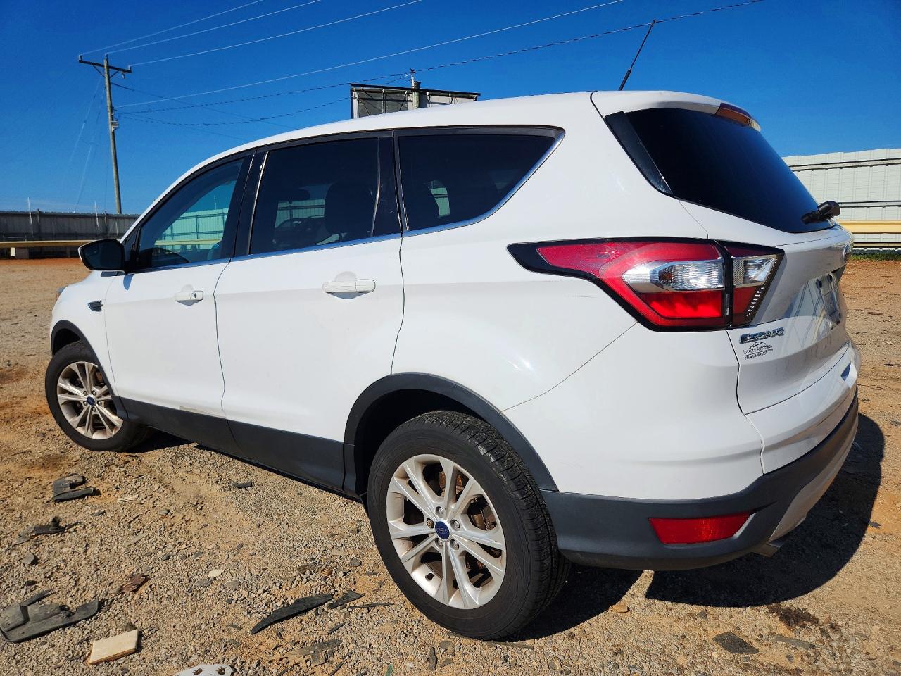 2017 FORD ESCAPE SE — снимка 2