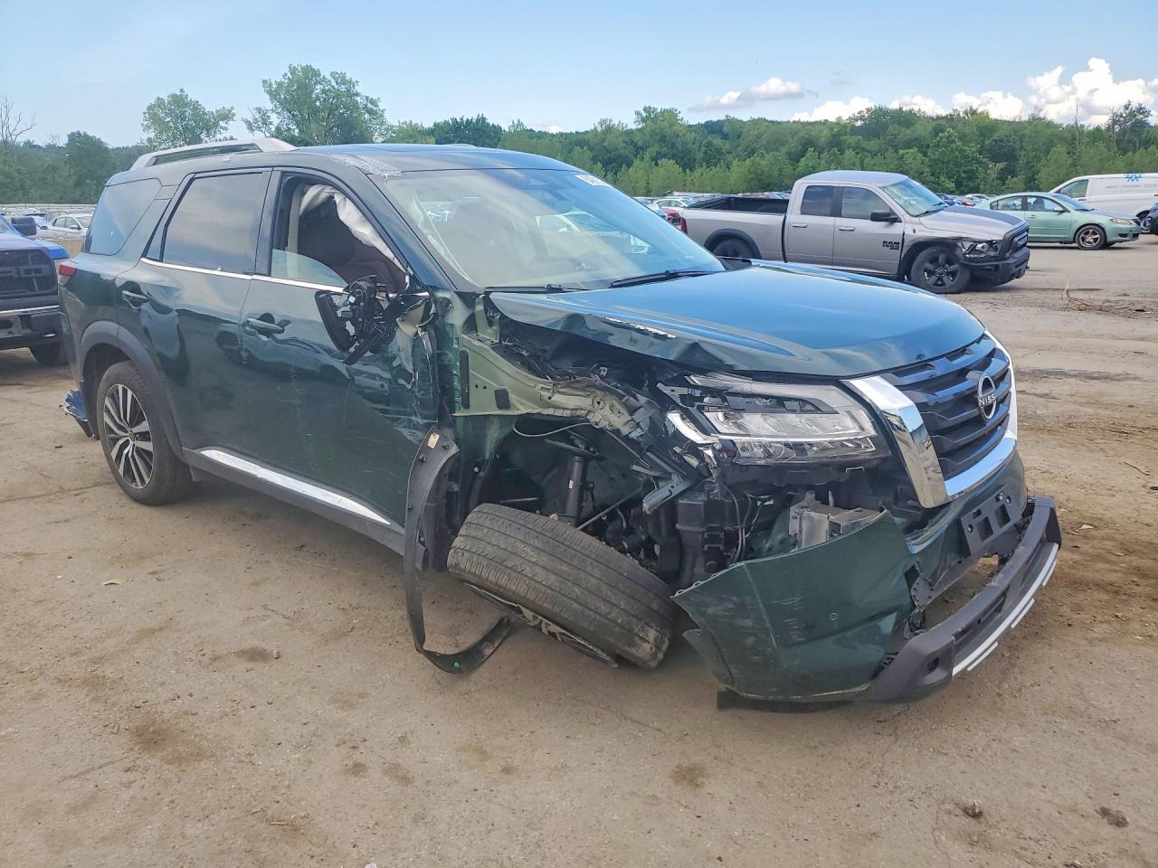 2024 NISSAN PATHFINDER PLATINUM — снимка 4