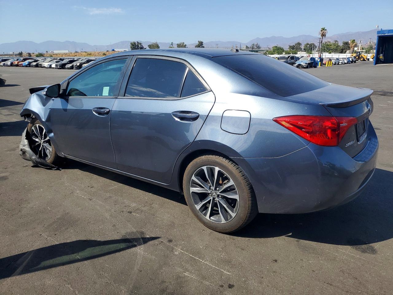 2019 TOYOTA COROLLA SE — снимка 2
