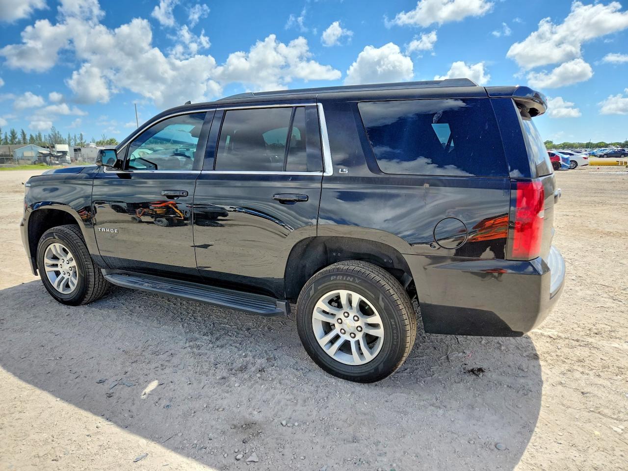 2016 CHEVROLET TAHOE C1500 LS — снимка 2