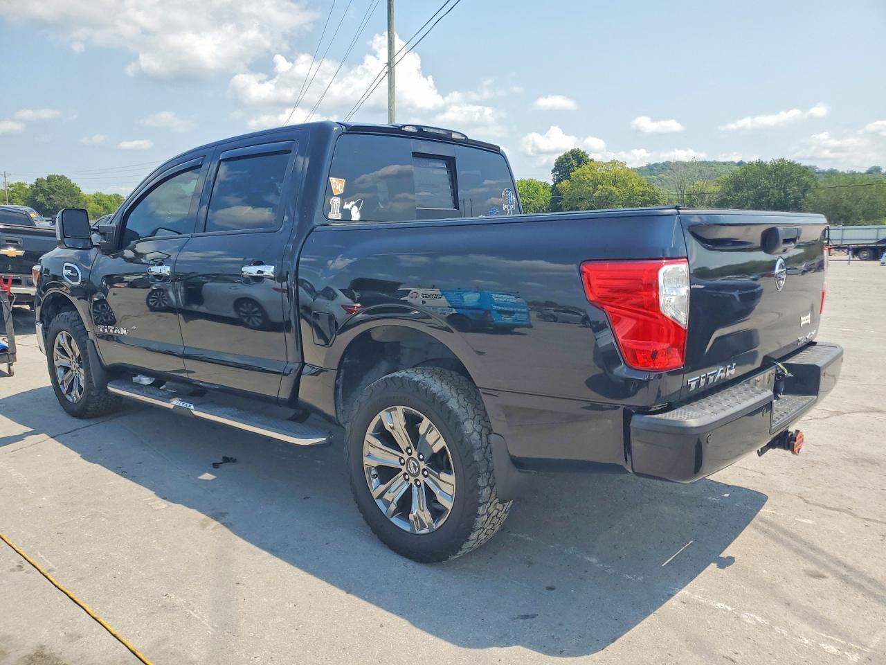 2017 NISSAN TITAN S — снимка 2