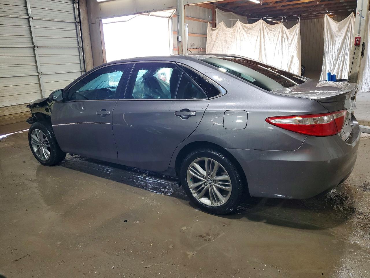 2017 TOYOTA CAMRY SE — снимка 2