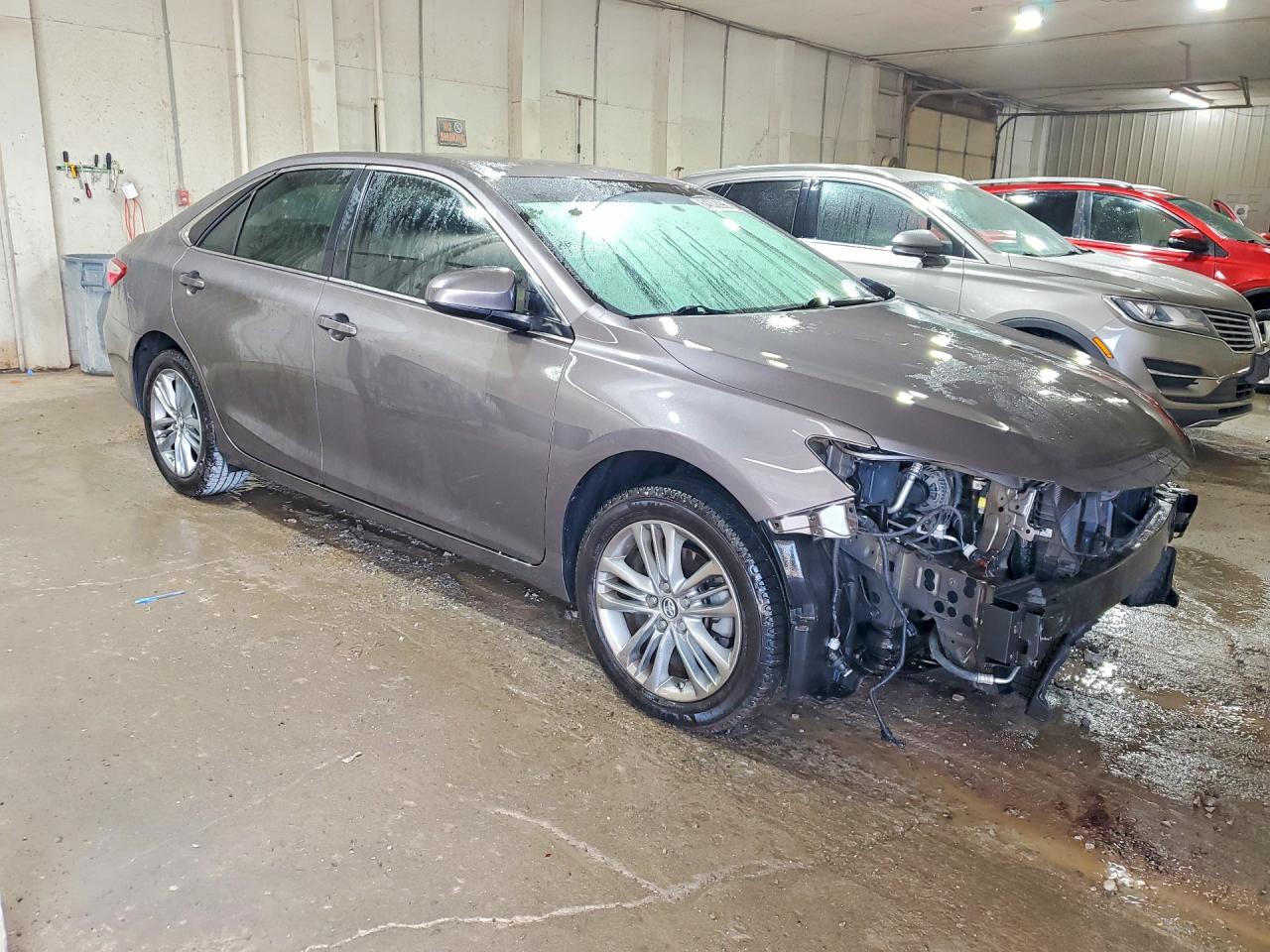 2017 TOYOTA CAMRY SE — снимка 4