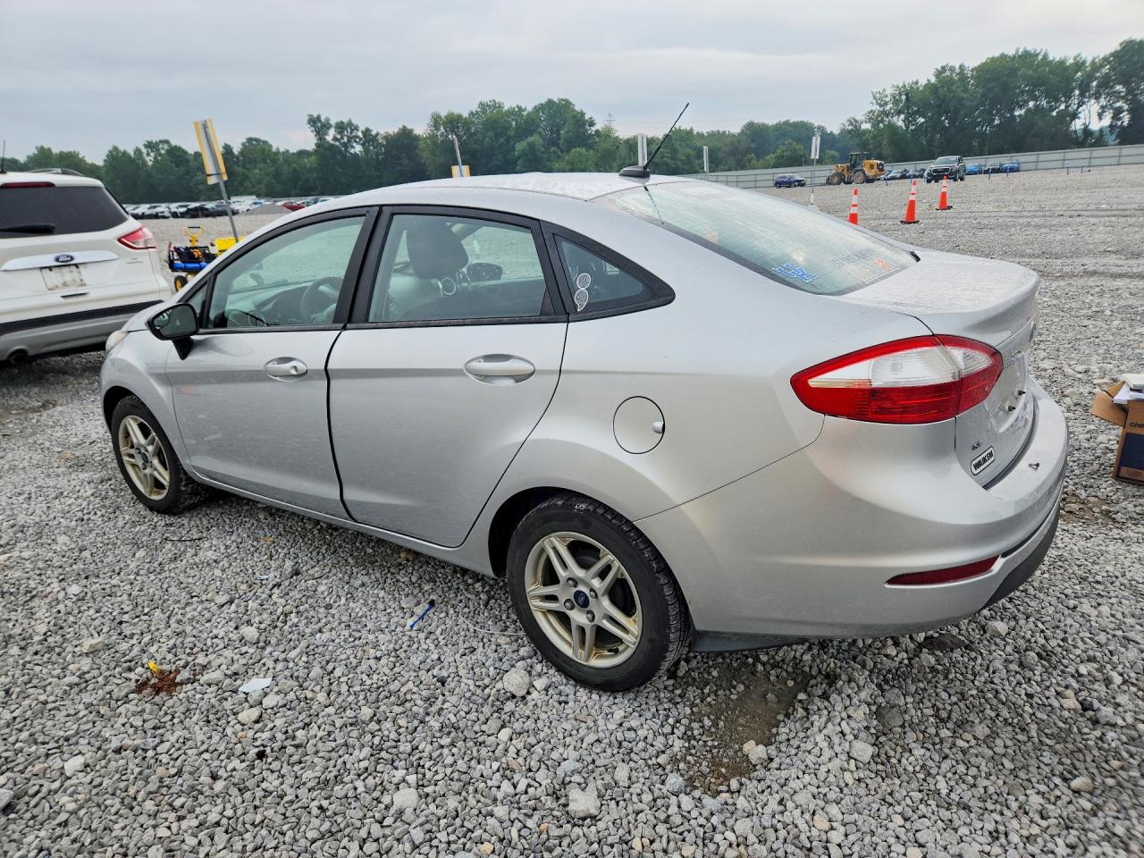2018 FORD FIESTA SE — снимка 2