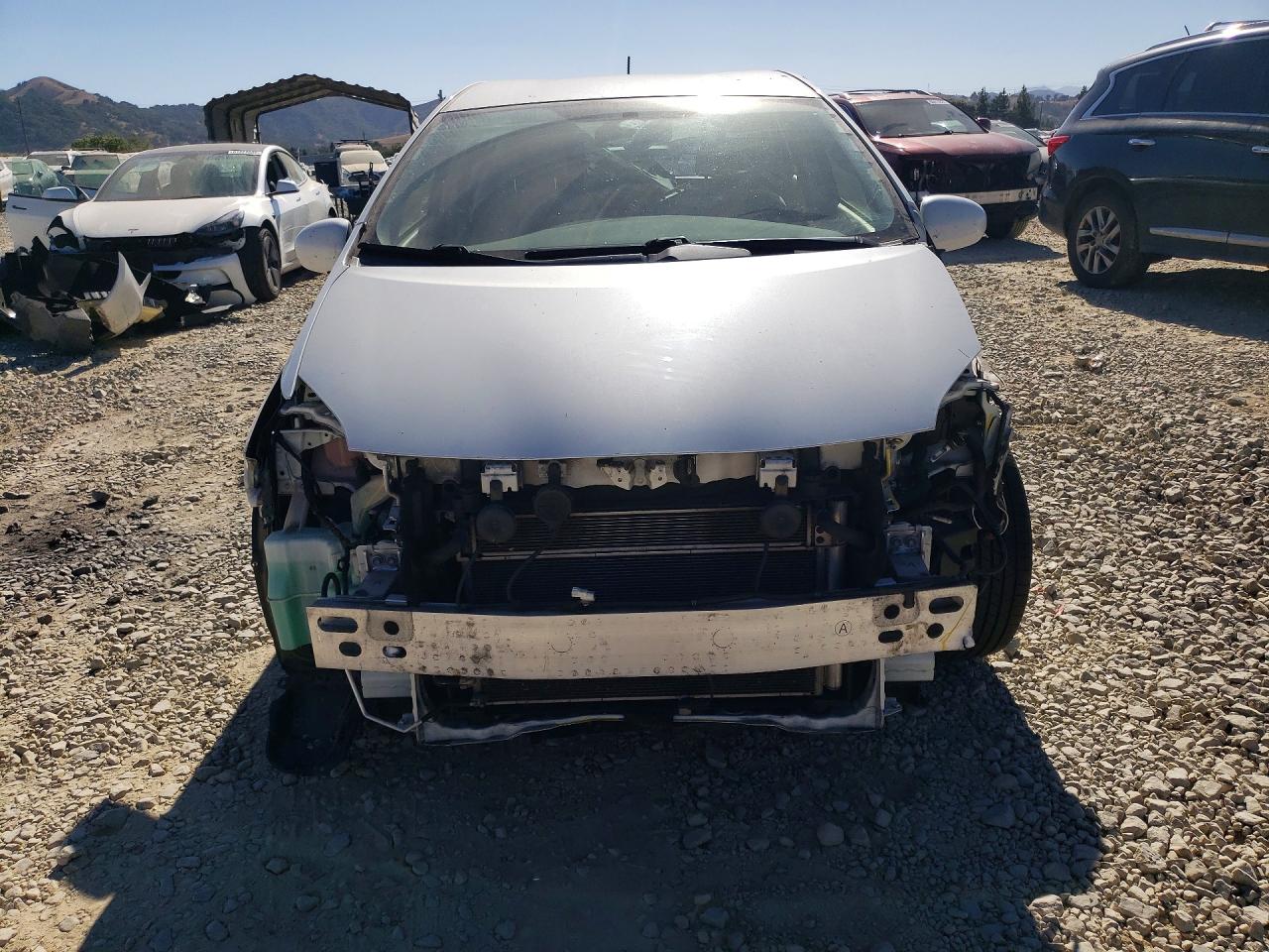 2015 TOYOTA PRIUS TWO — снимка 5