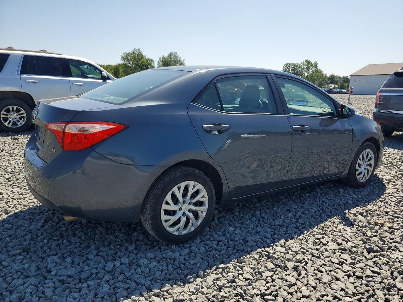 2017 TOYOTA COROLLA LE — снимка 3