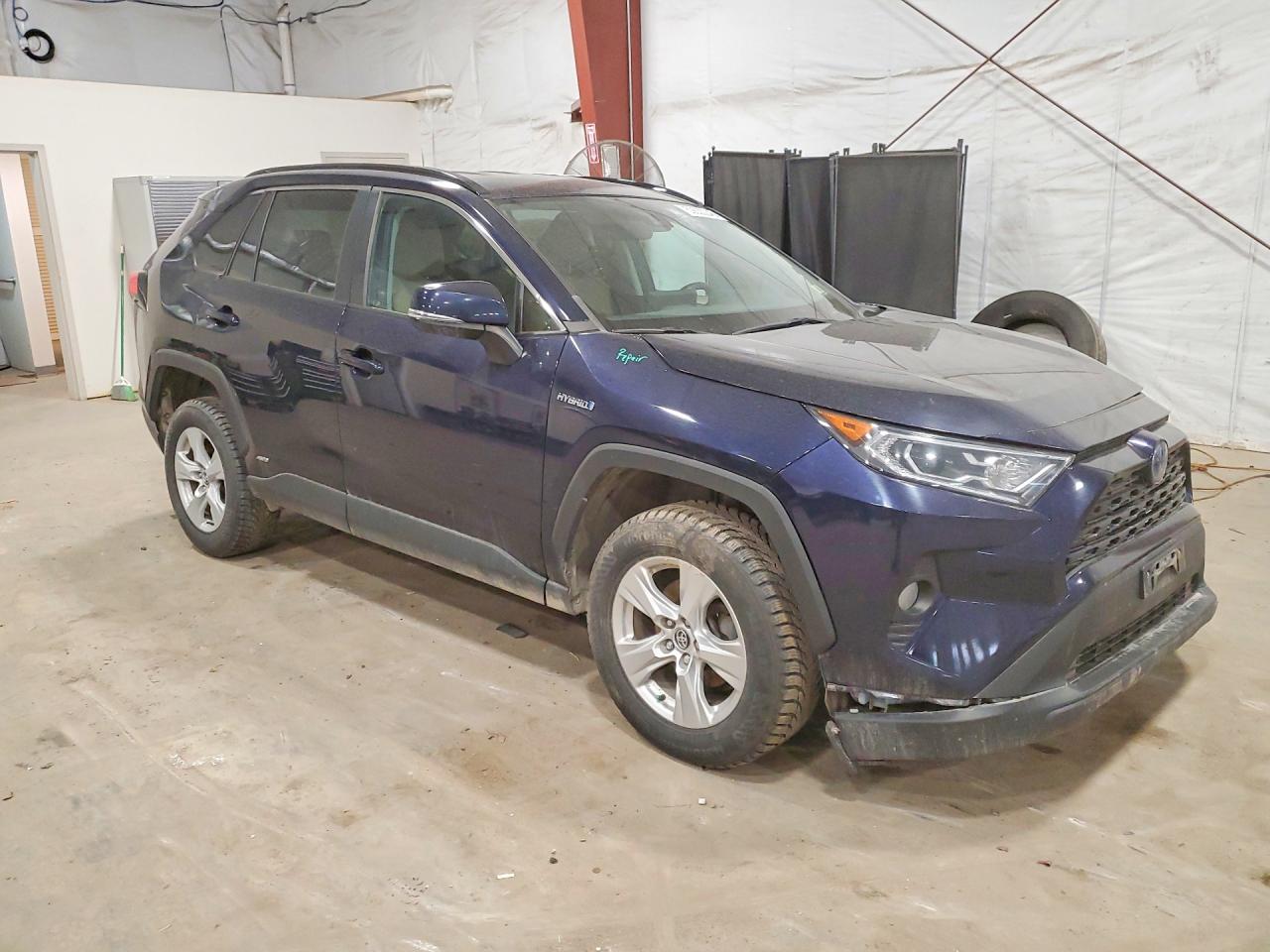 2020 TOYOTA RAV4 HYBRID XLE — снимка 4