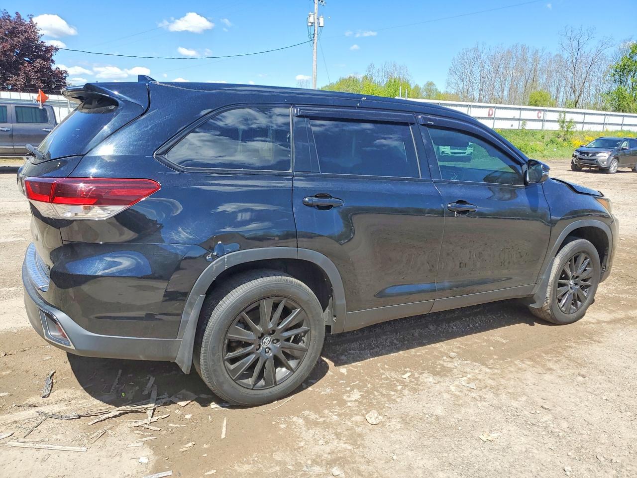 2019 TOYOTA HIGHLANDER XLE — снимка 3