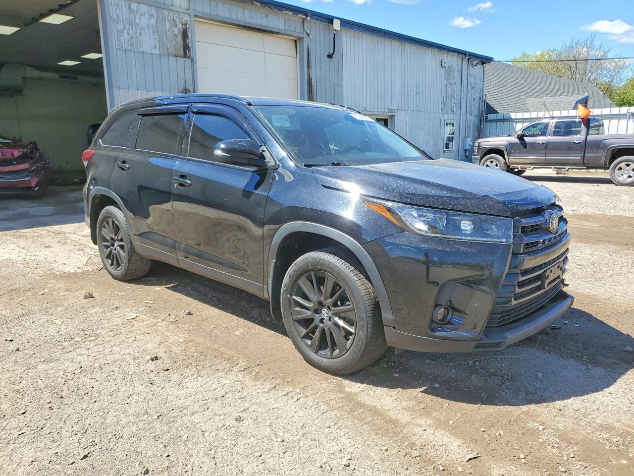 2019 TOYOTA HIGHLANDER XLE — снимка 4