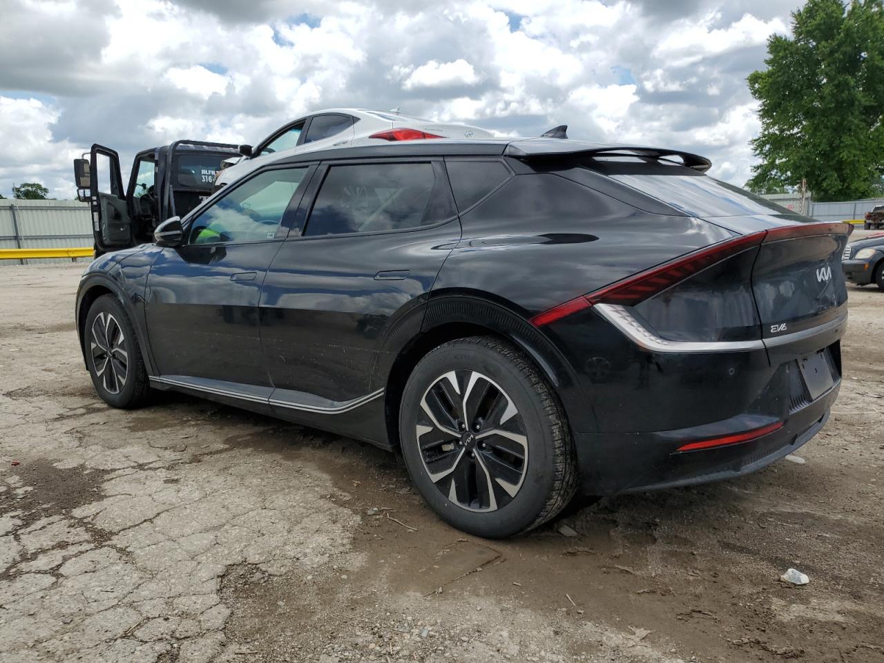 2024 KIA EV6 WIND — снимка 2