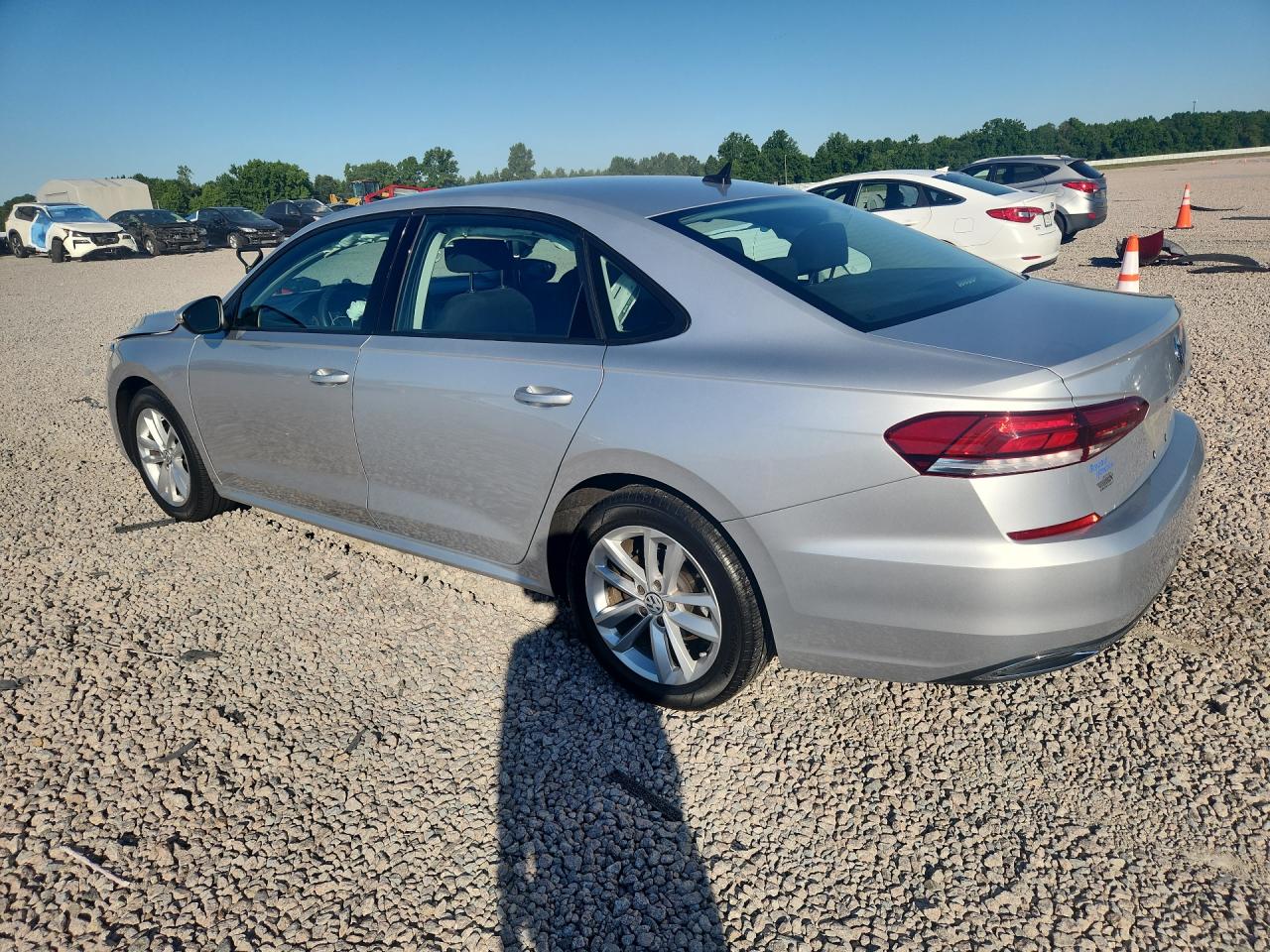 2021 VOLKSWAGEN PASSAT S — снимка 2