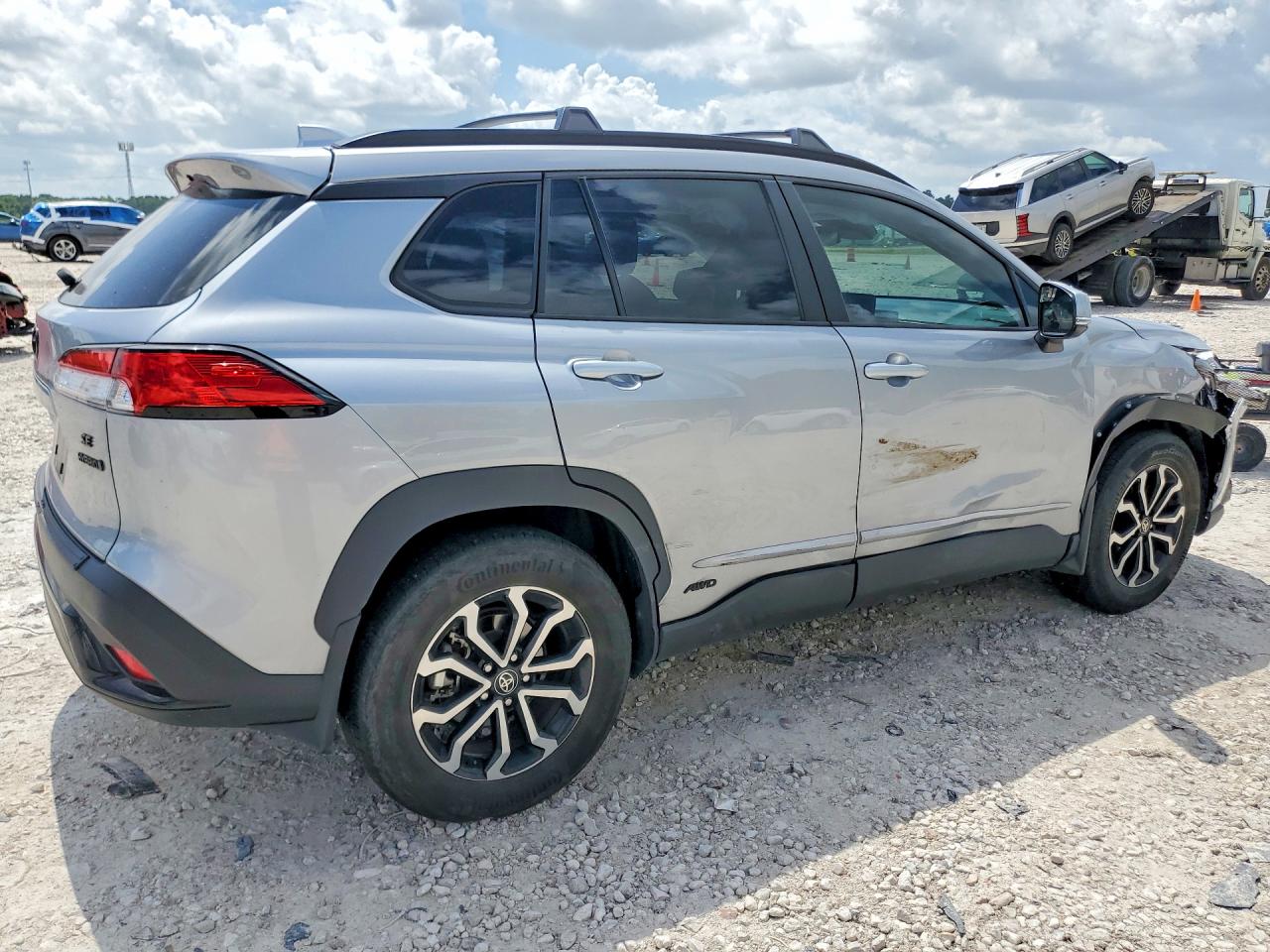 2024 TOYOTA COROLLA CROSS HYBRID SE — снимка 3