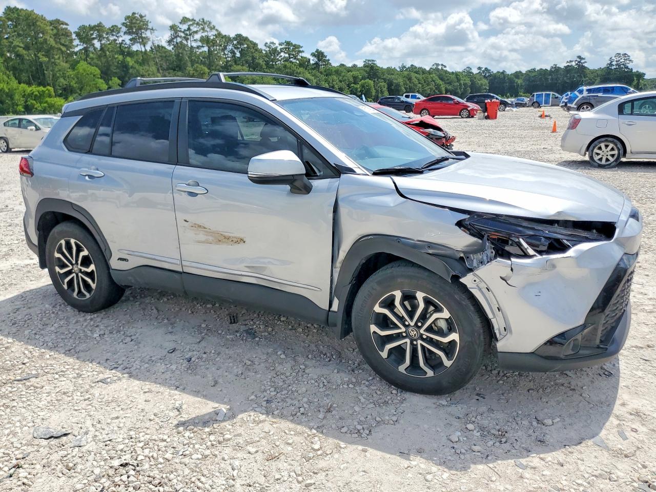 2024 TOYOTA COROLLA CROSS HYBRID SE — снимка 4