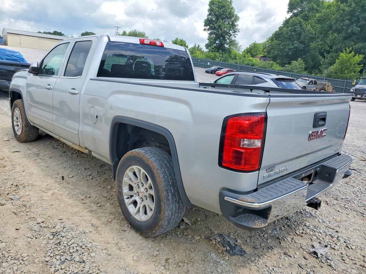 2017 GMC SIERRA K1500 SLE — снимка 2
