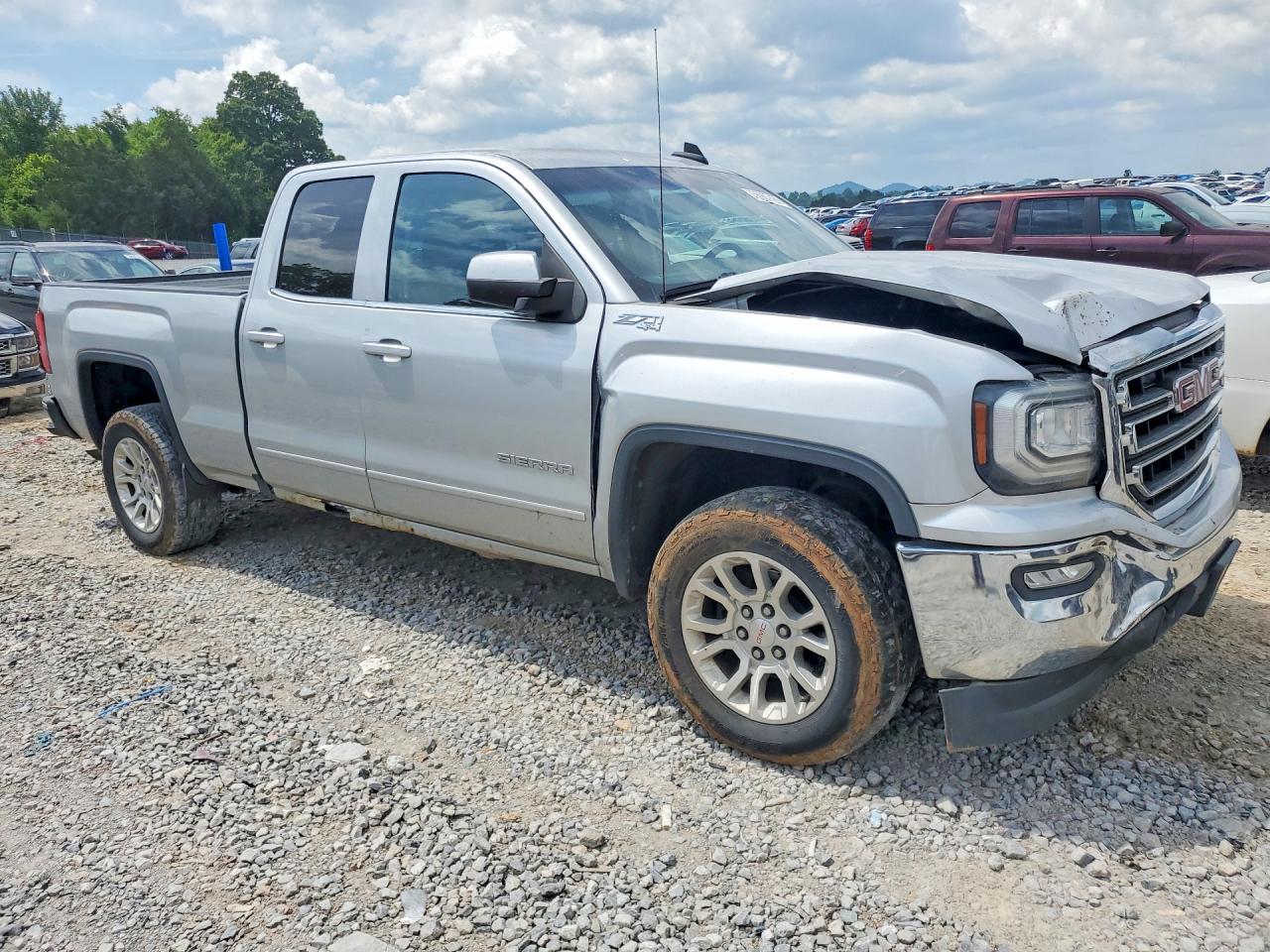 2017 GMC SIERRA K1500 SLE — снимка 4