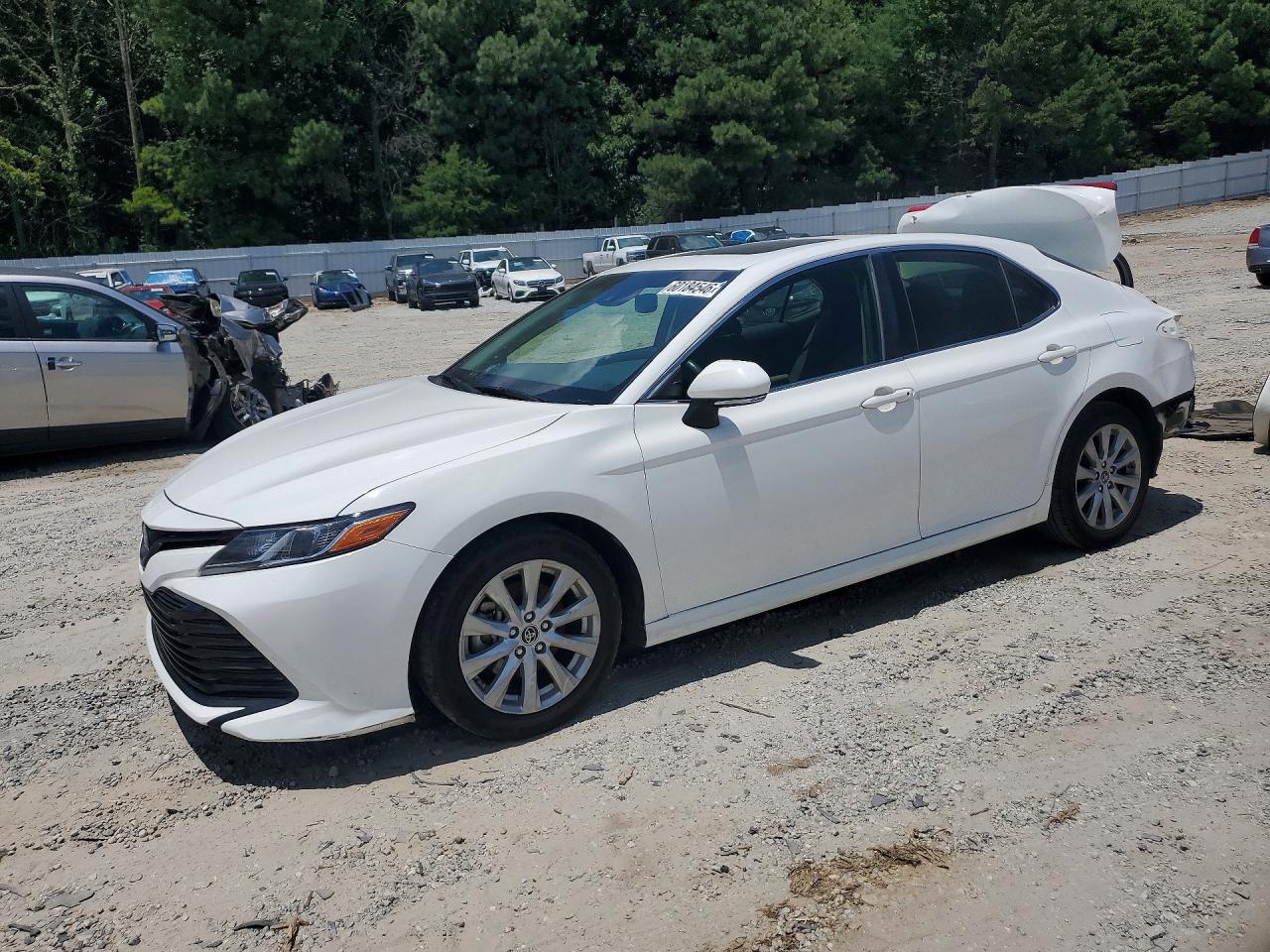 2018 TOYOTA CAMRY LE