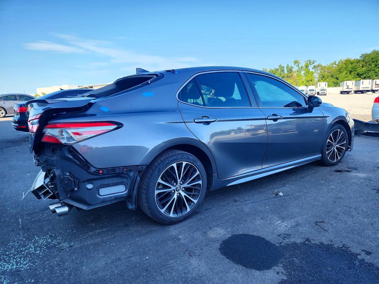 2019 TOYOTA CAMRY SE — снимка 3
