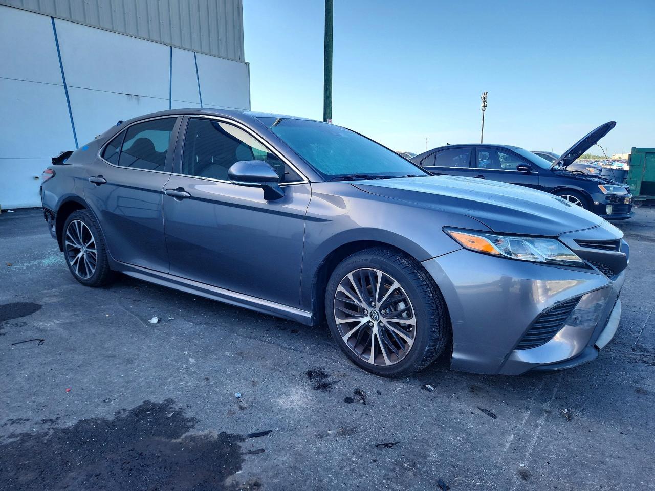 2019 TOYOTA CAMRY SE — снимка 4