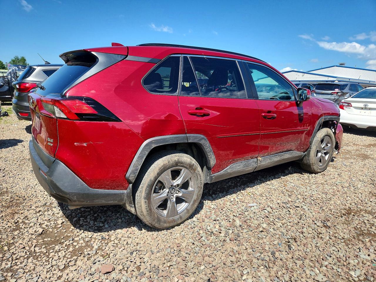 2024 TOYOTA RAV4 XLE — снимка 3