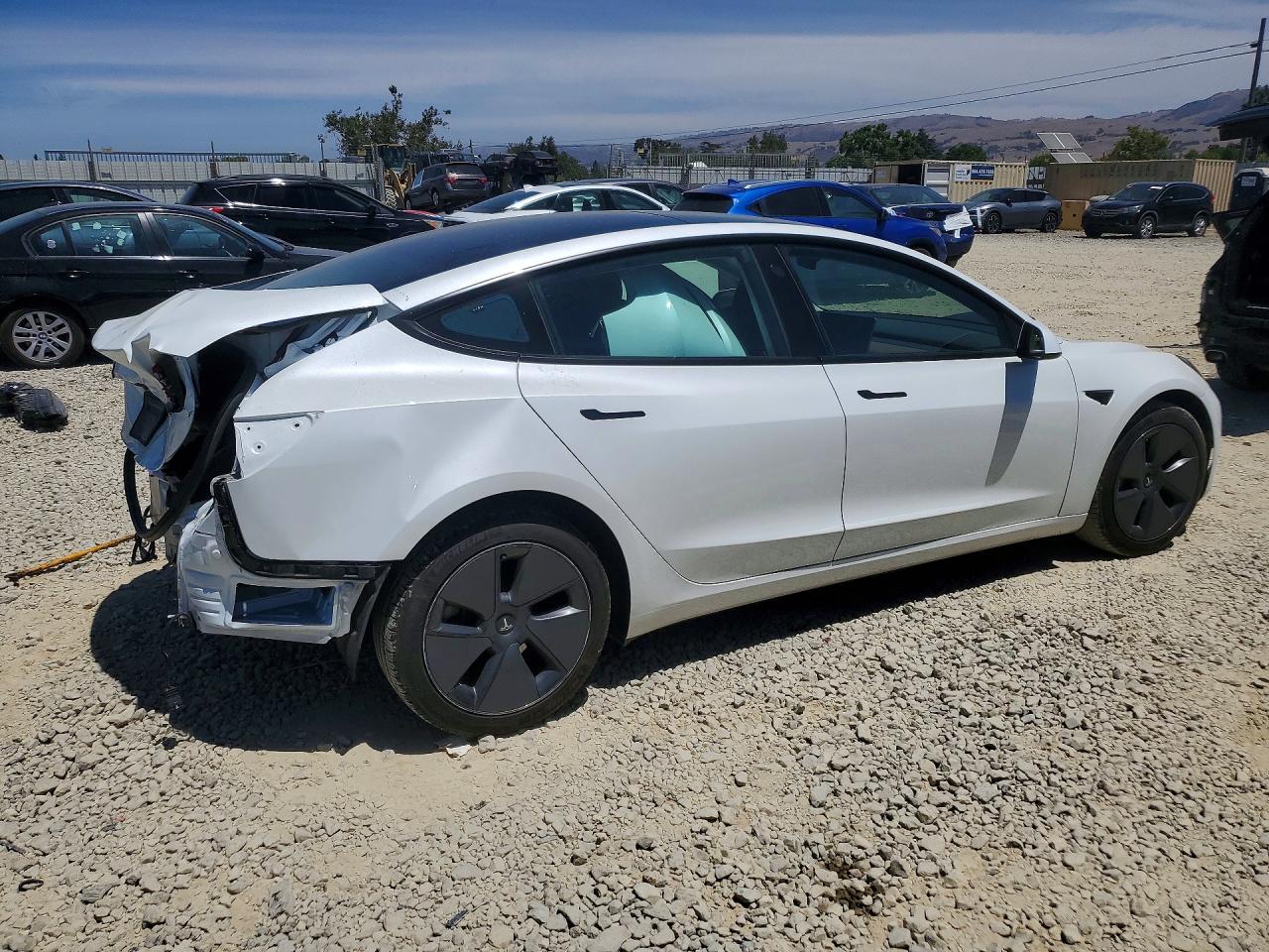 2023 TESLA MODEL 3 — снимка 3