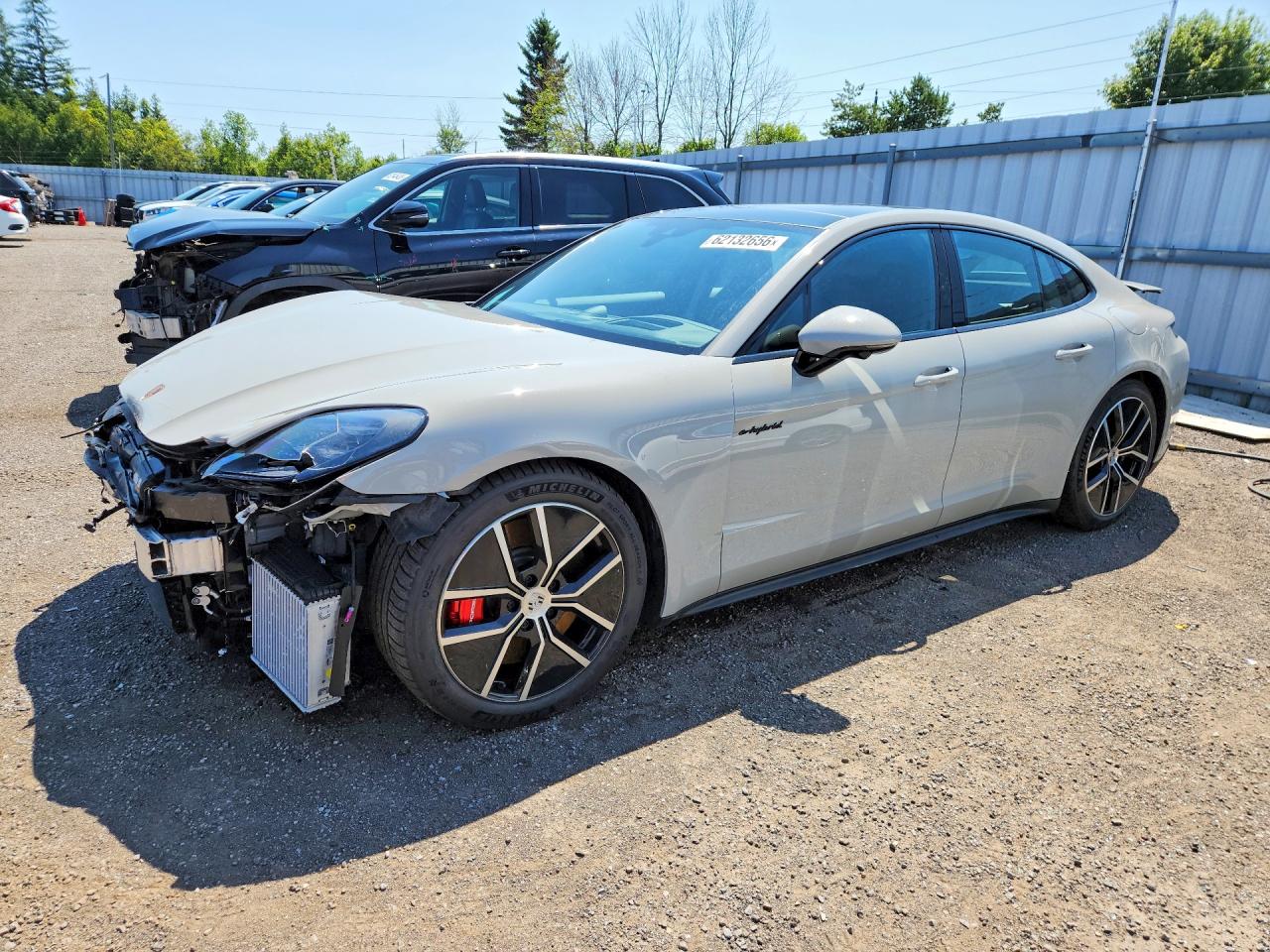 2025 PORSCHE PANAMERA 4S E-HYBRID