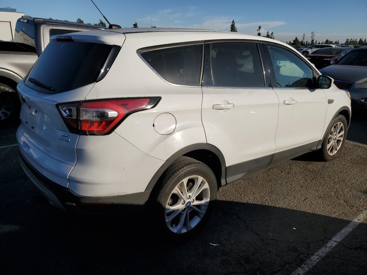 2017 FORD ESCAPE SE — снимка 3