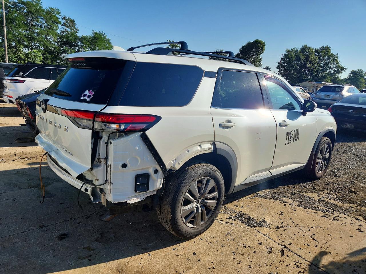 2024 NISSAN PATHFINDER SV — снимка 3