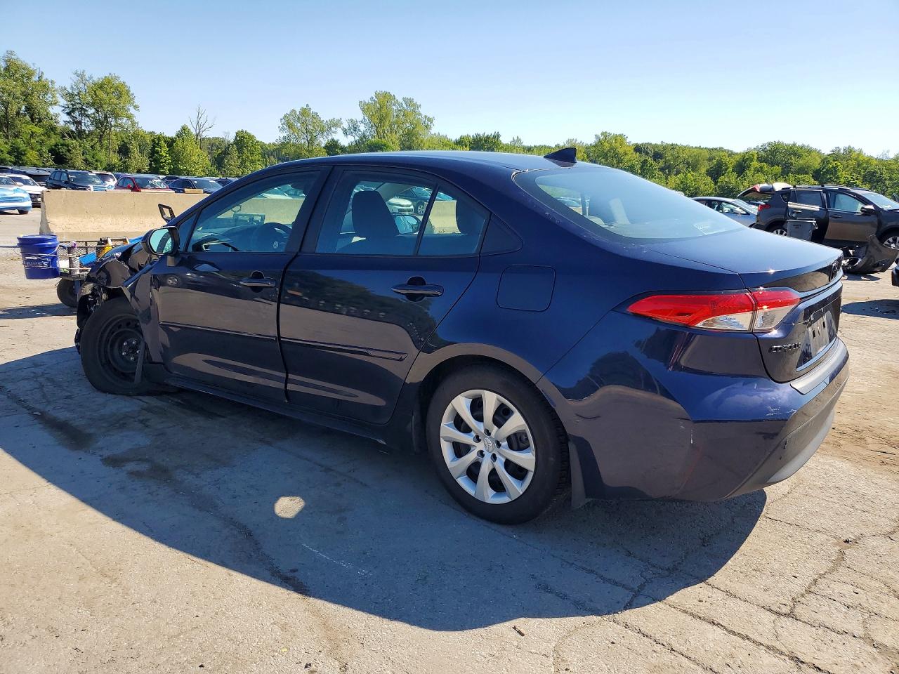2024 TOYOTA COROLLA LE — снимка 2