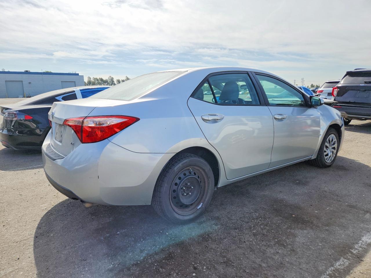 2017 TOYOTA COROLLA LE — снимка 3